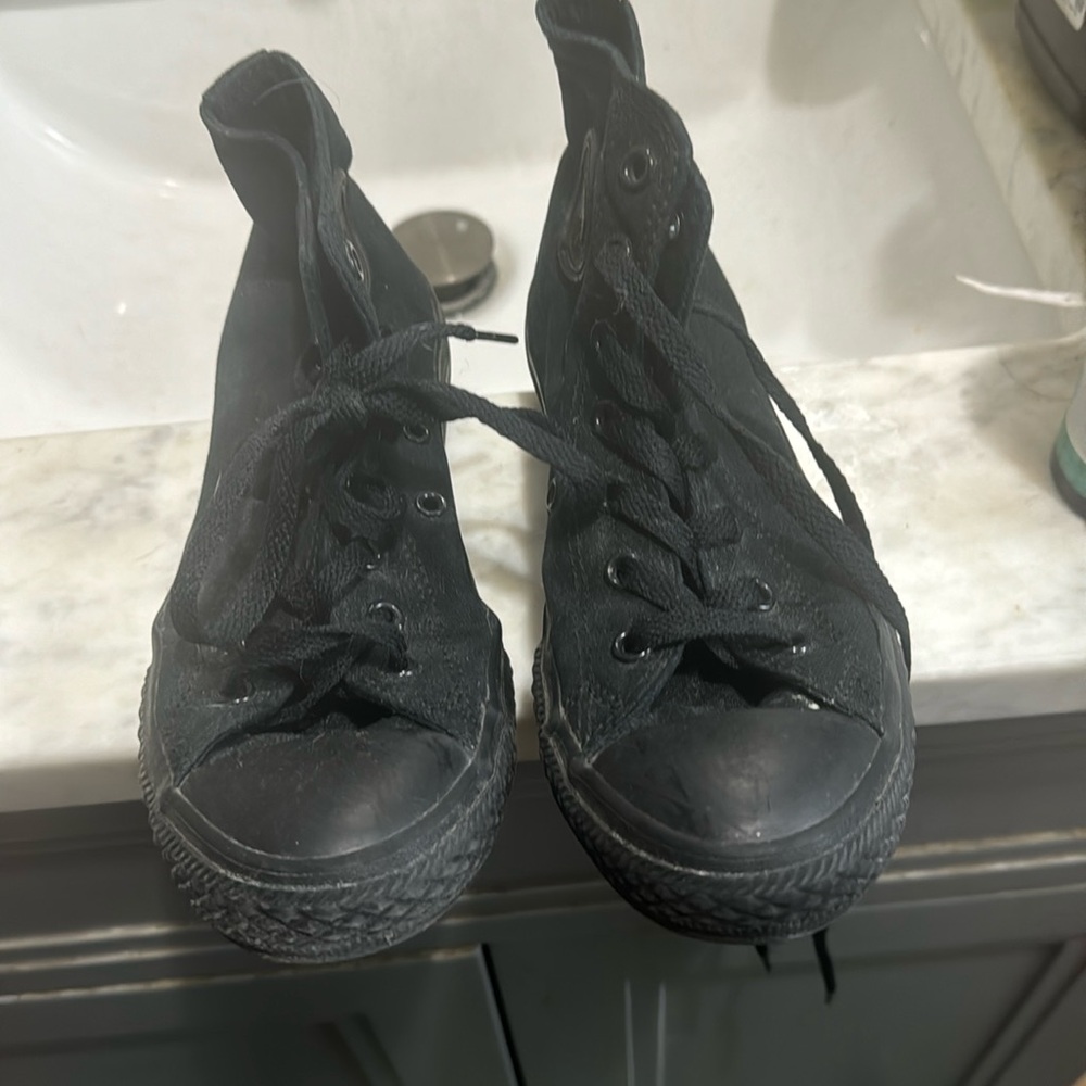 Converse shoes